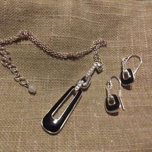 Black & silver necklace and earring set